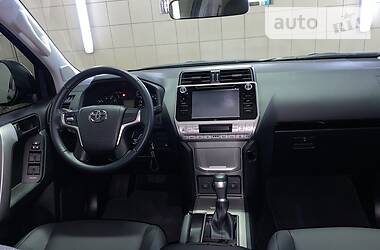 Позашляховик / Кросовер Toyota Land Cruiser Prado 2019 в 
