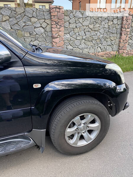 Внедорожник / Кроссовер Toyota Land Cruiser Prado 2006 в Киеве