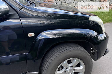 Позашляховик / Кросовер Toyota Land Cruiser Prado 2006 в 