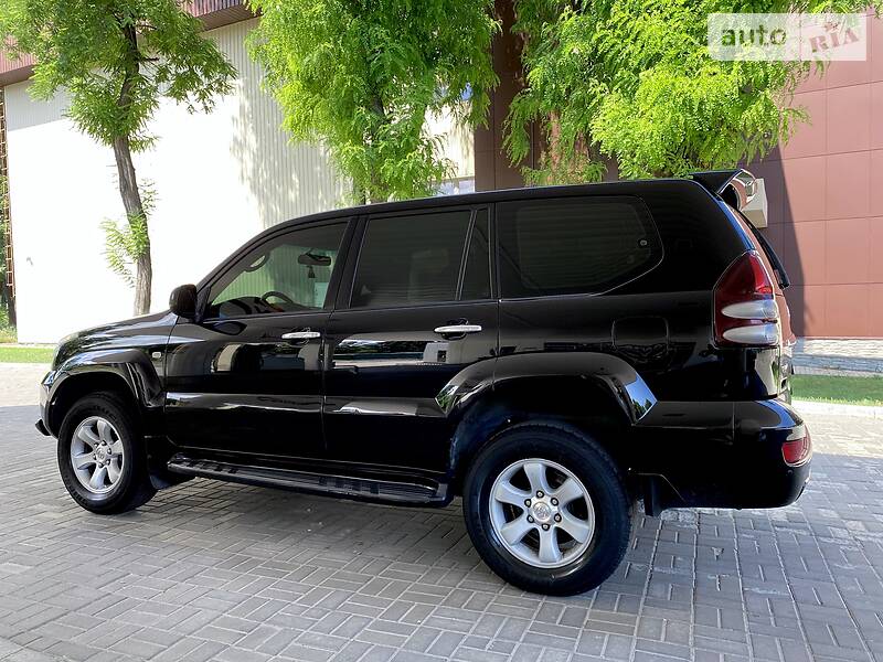Позашляховик / Кросовер Toyota Land Cruiser Prado 2006 в Дніпрі