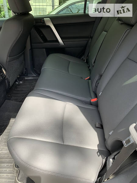 Позашляховик / Кросовер Toyota Land Cruiser Prado 2013 в Києві фото 39 Позашляховик / Кросовер Toyota Land Cruiser Prado 2013 в Києві