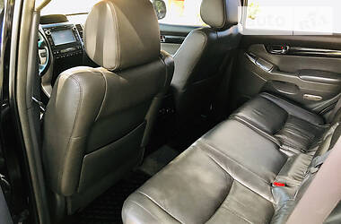 Позашляховик / Кросовер Toyota Land Cruiser Prado 2005 в 