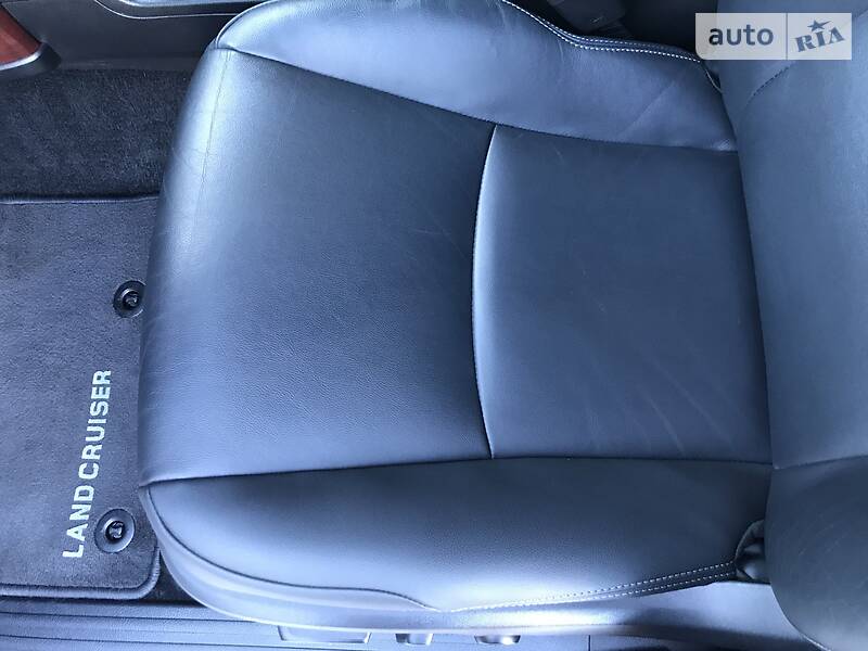 Позашляховик / Кросовер Toyota Land Cruiser Prado 2017 в Вінниці