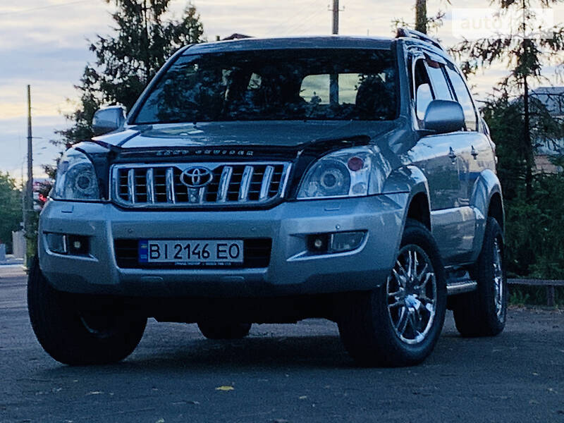 Позашляховик / Кросовер Toyota Land Cruiser Prado 2007 в Києві