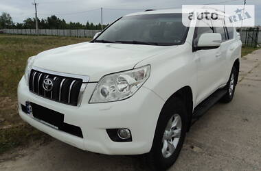 Внедорожник / Кроссовер Toyota Land Cruiser Prado 2013 в Киеве