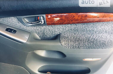 Позашляховик / Кросовер Toyota Land Cruiser Prado 2005 в 