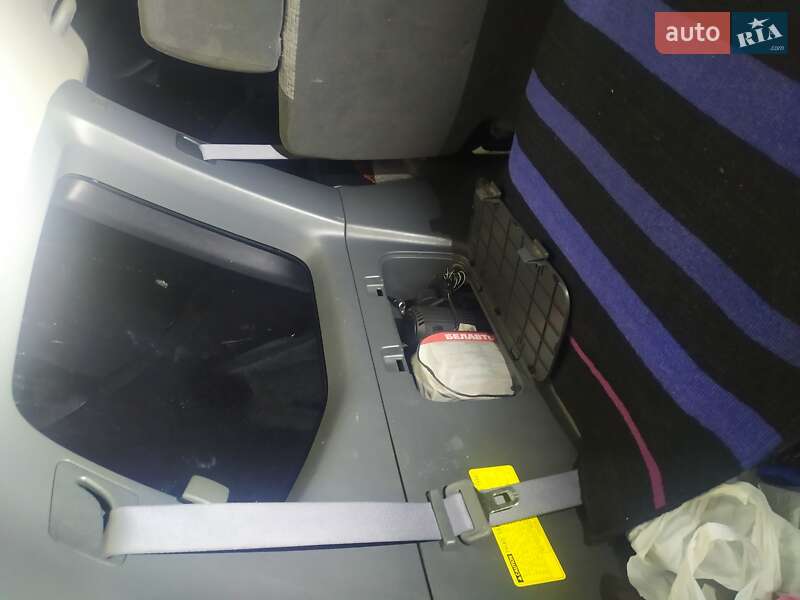 Внедорожник / Кроссовер Toyota Land Cruiser Prado 2006 в Черновцах фото 11 Внедорожник / Кроссовер Toyota Land Cruiser Prado 2006 в Черновцах