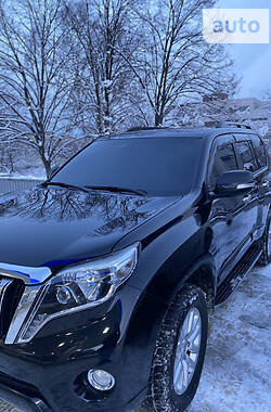 Внедорожник / Кроссовер Toyota Land Cruiser Prado 2014 в Днепре