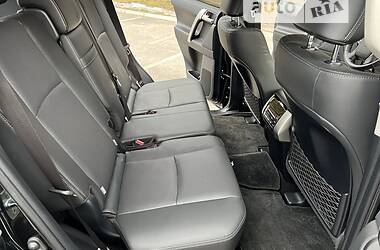 Внедорожник / Кроссовер Toyota Land Cruiser Prado 2021 в 
