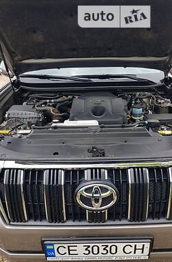 Позашляховик / Кросовер Toyota Land Cruiser Prado 2021 в Чернівцях