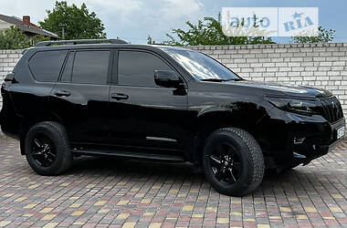 Внедорожник / Кроссовер Toyota Land Cruiser Prado 2020 в 