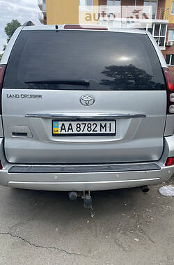 Позашляховик / Кросовер Toyota Land Cruiser Prado 2005 в Києві