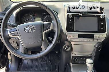 Внедорожник / Кроссовер Toyota Land Cruiser Prado 2019 в Хмельницком