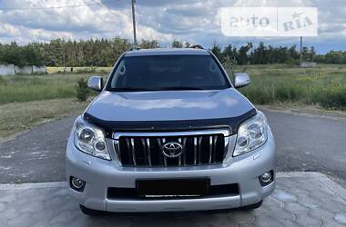 Внедорожник / Кроссовер Toyota Land Cruiser Prado 2012 в Царичанке