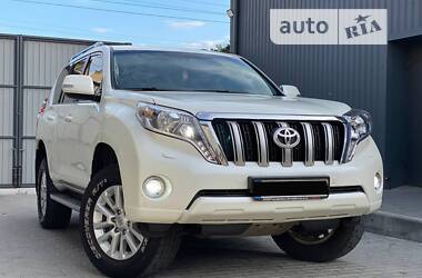 Внедорожник / Кроссовер Toyota Land Cruiser Prado 2016 в Полтаве