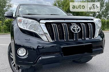 Позашляховик / Кросовер Toyota Land Cruiser Prado 2013 в Києві