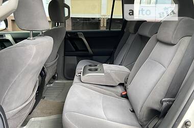 Внедорожник / Кроссовер Toyota Land Cruiser Prado 2013 в 