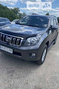 Toyota Land Cruiser Prado 2011