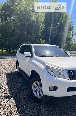 Внедорожник / Кроссовер Toyota Land Cruiser Prado 2012 в Харькове