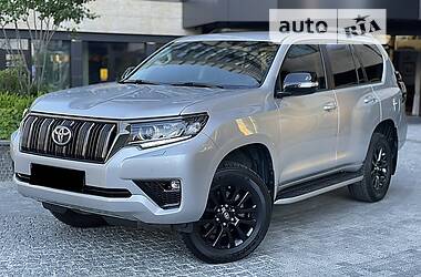 Toyota Land Cruiser Prado 2020