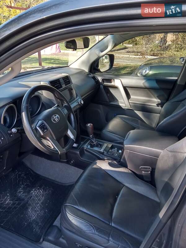 Внедорожник / Кроссовер Toyota Land Cruiser Prado 2012 в Харькове фото 7 Внедорожник / Кроссовер Toyota Land Cruiser Prado 2012 в Харькове