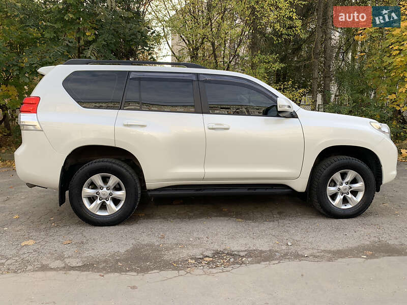Внедорожник / Кроссовер Toyota Land Cruiser Prado 2013 в Тернополе фото 8 Внедорожник / Кроссовер Toyota Land Cruiser Prado 2013 в Тернополе