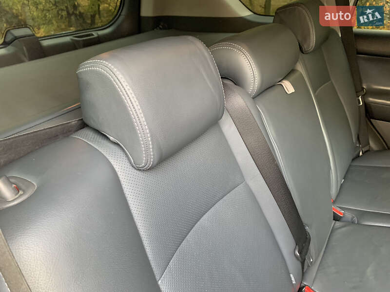 Внедорожник / Кроссовер Toyota Land Cruiser Prado 2013 в Тернополе фото 41 Внедорожник / Кроссовер Toyota Land Cruiser Prado 2013 в Тернополе