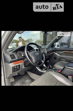 Внедорожник / Кроссовер Toyota Land Cruiser Prado 2006 в Киеве