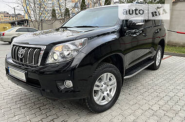 Позашляховик / Кросовер Toyota Land Cruiser Prado 2013 в Івано-Франківську