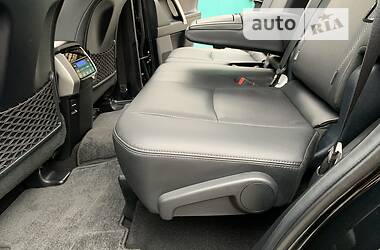 Внедорожник / Кроссовер Toyota Land Cruiser Prado 2020 в 