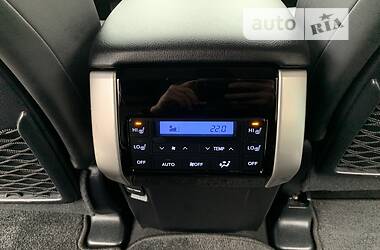 Внедорожник / Кроссовер Toyota Land Cruiser Prado 2020 в 