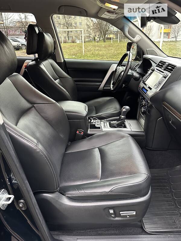 Позашляховик / Кросовер Toyota Land Cruiser Prado 2020 в Черкасах