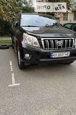 Toyota Land Cruiser Prado 2011