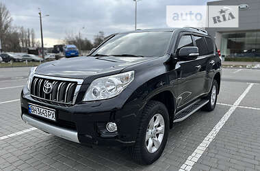 Toyota Land Cruiser Prado 2011