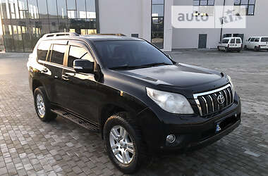 Позашляховик / Кросовер Toyota Land Cruiser Prado 2010 в Рівному