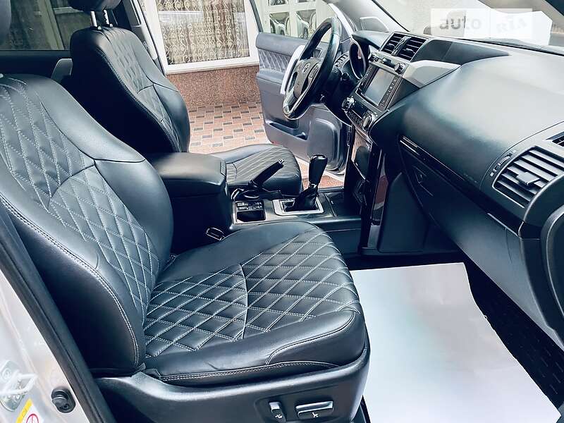 Внедорожник / Кроссовер Toyota Land Cruiser Prado 2014 в Тячеве