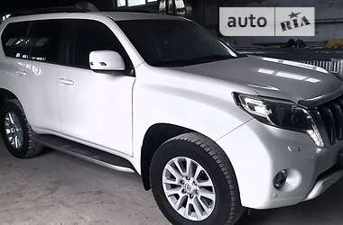 Toyota Land Cruiser Prado 2014