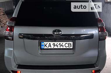 Позашляховик / Кросовер Toyota Land Cruiser Prado 2014 в Черкасах