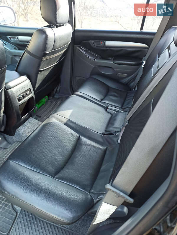 Позашляховик / Кросовер Toyota Land Cruiser Prado 2005 в Збаражі