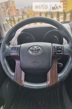 Внедорожник / Кроссовер Toyota Land Cruiser Prado 2010 в Ивано-Франковске