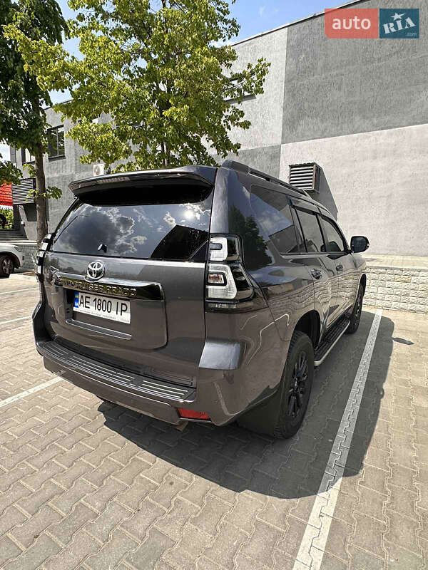 Позашляховик / Кросовер Toyota Land Cruiser Prado 2021 в Покрові