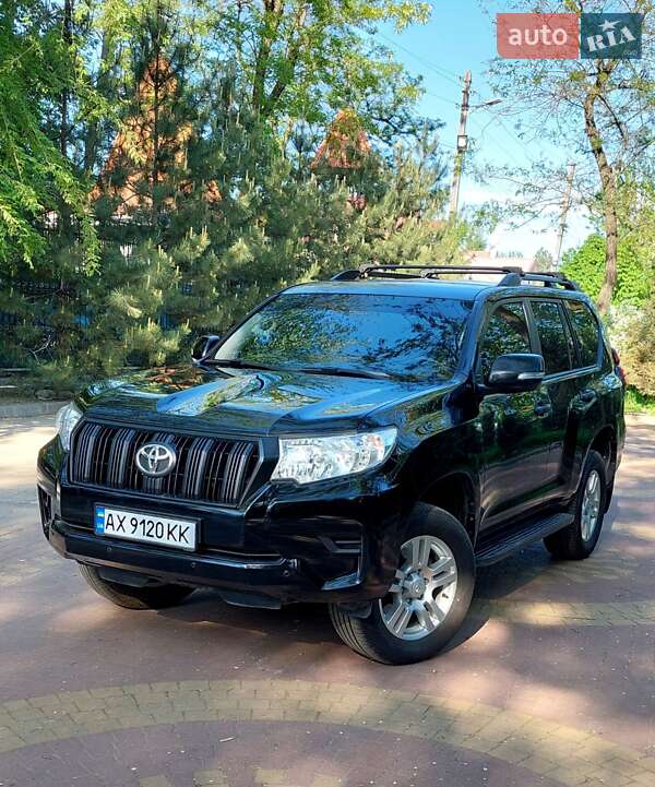 Внедорожник / Кроссовер Toyota Land Cruiser Prado 2019 в Запорожье