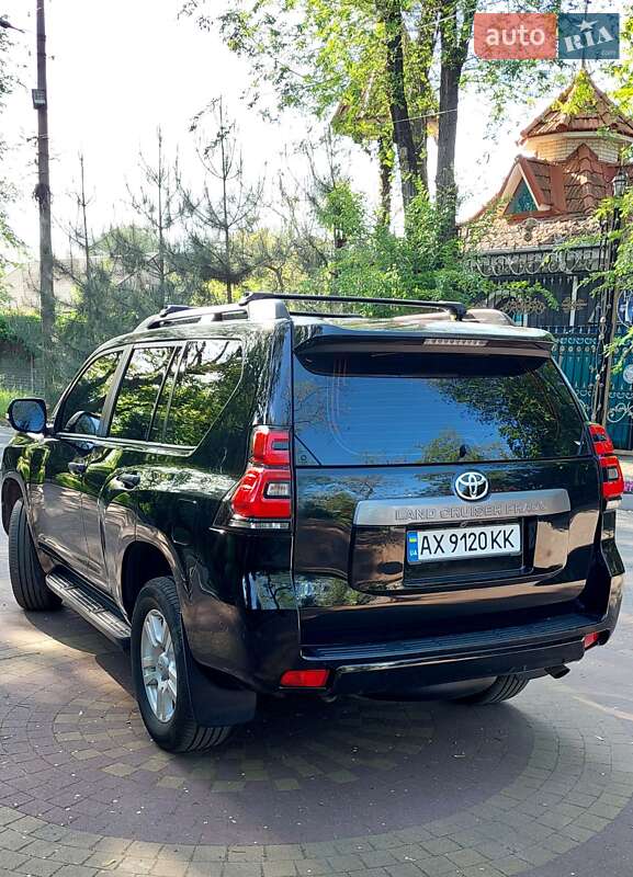 Внедорожник / Кроссовер Toyota Land Cruiser Prado 2019 в Запорожье