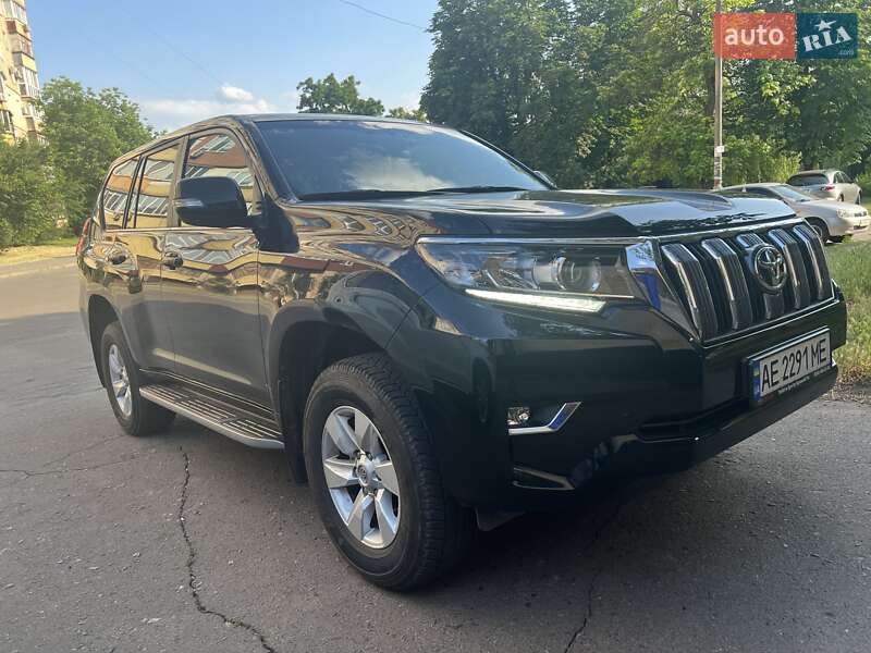 Позашляховик / Кросовер Toyota Land Cruiser Prado 2020 в Кривому Розі