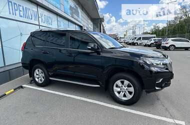 Внедорожник / Кроссовер Toyota Land Cruiser Prado 2019 в Полтаве