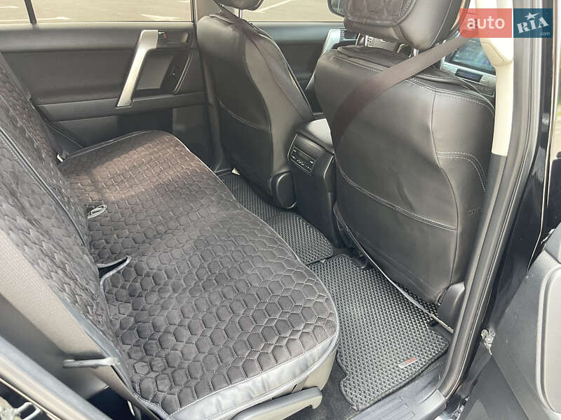 Позашляховик / Кросовер Toyota Land Cruiser Prado 2019 в Харкові фото 24 Позашляховик / Кросовер Toyota Land Cruiser Prado 2019 в Харкові