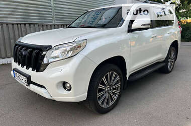 Toyota Land Cruiser Prado 2013