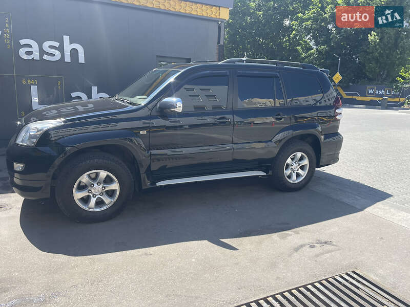 Позашляховик / Кросовер Toyota Land Cruiser Prado 2007 в Харкові
