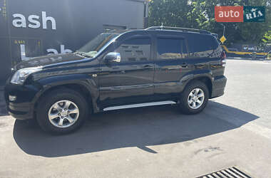 Позашляховик / Кросовер Toyota Land Cruiser Prado 2007 в 