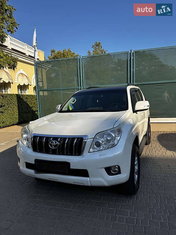 Toyota Land Cruiser Prado 2010